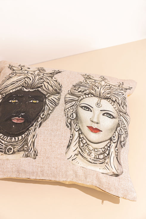 Testa di Moro cushion (black & white)